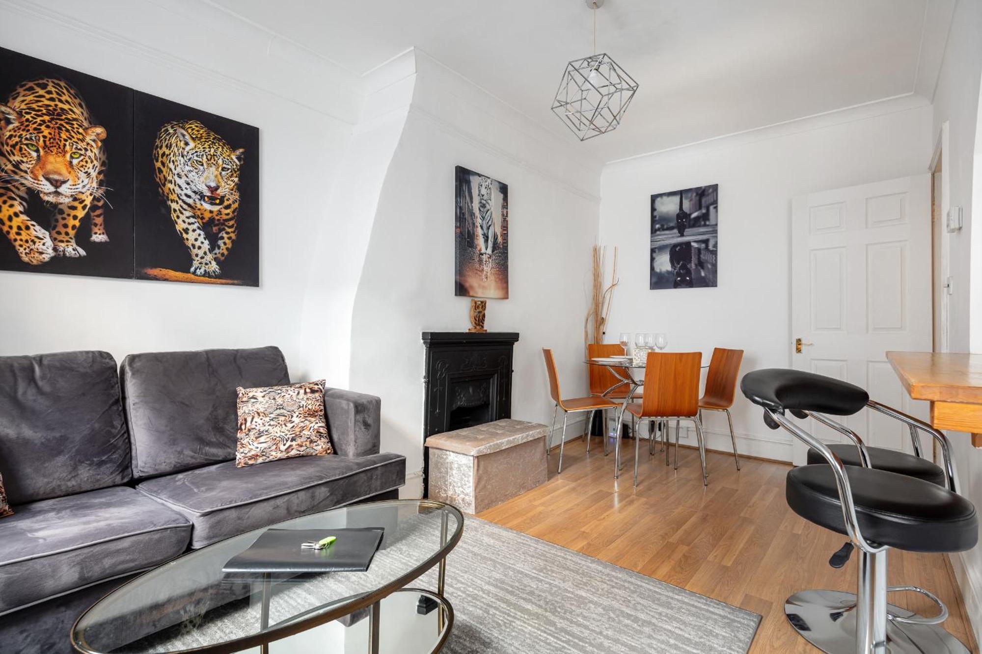 Gorgeous One Bed Aircon In The Heart Of Лондон
